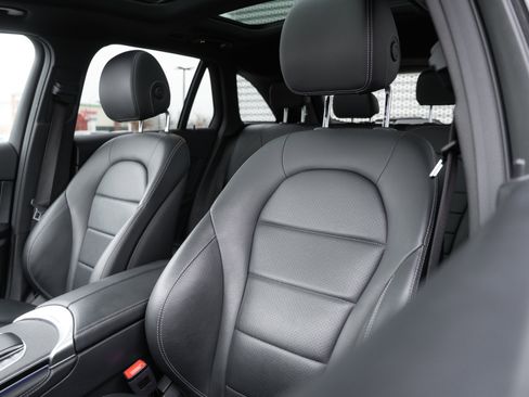 Used 2020 Mercedes-Benz GLC 300 4MATIC image 22