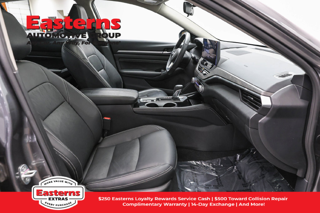Used 2023 Nissan Altima 2.5 SL AWD/4WD image 25