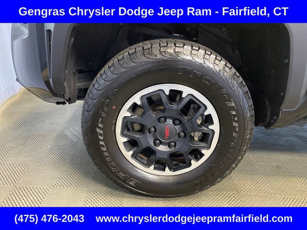 Used 2024 Toyota Tacoma TRD Off-Road AWD/4WD image 46