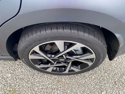 Used 2022 Hyundai Kona Limited image 25