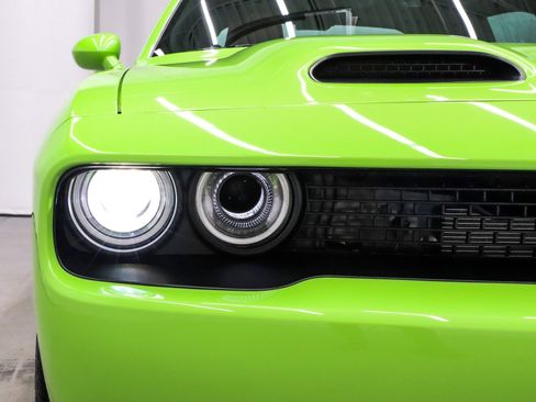 Used 2023 Dodge Challenger SRT Hellcat w/ Driver Convenience Group image 41