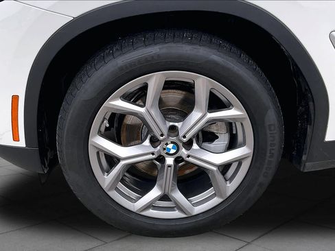 Used 2023 BMW X4 xDrive30i w/ Premium Package AWD/4WD image 11
