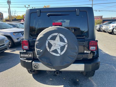 Used 2015 Jeep Wrangler Unlimited Sport image 6