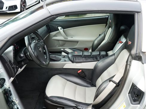 Used 2007 Chevrolet Corvette 3LT w/ Preferred Equipment Group image 14