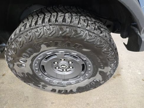 Used 2024 Ford Bronco Badlands AWD/4WD image 11