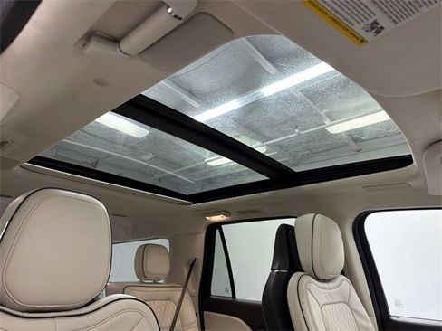 Used 2023 Lincoln Navigator L Black Label image 15