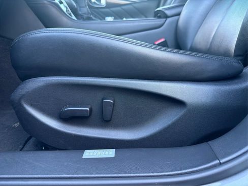 Used 2019 INFINITI Q50 Luxe RWD image 19