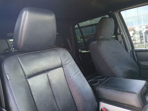 Used 2016 Ford Expedition XLT w/ Equipment Group 202A image 16