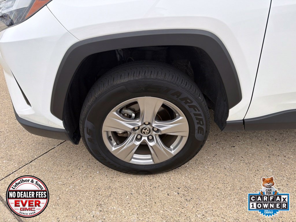Used 2025 Toyota RAV4 XLE FWD image 13