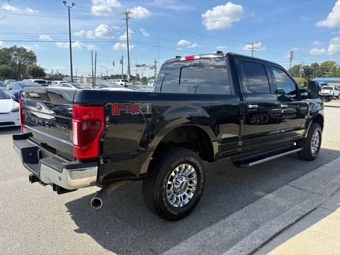 Used 2021 Ford F250 XLT w/ XLT Premium Package AWD/4WD image 31
