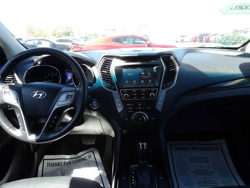 Used 2017 Hyundai Santa Fe Sport 2.0T FWD image 21