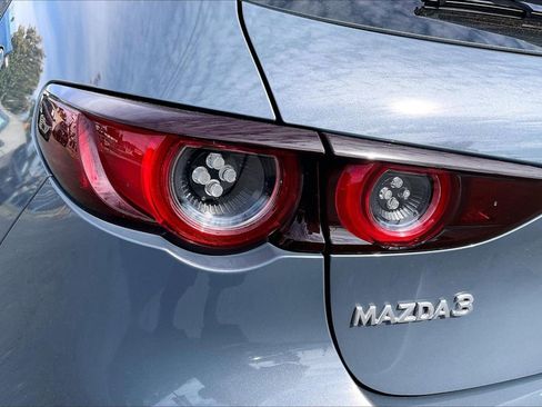 Used 2021 MAZDA MAZDA3 s FWD image 30