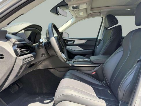 Used 2025 Acura MDX SH-AWD w/ Technology Package image 19