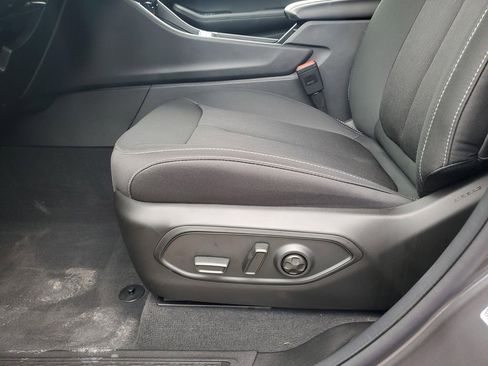 New 2025 Jeep Grand Cherokee Laredo X w/ Luxury Tech Group I image 19