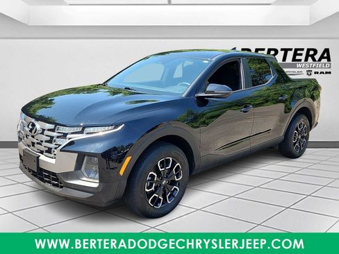 Used 2024 Hyundai Santa Cruz SEL AWD/4WD image 3
