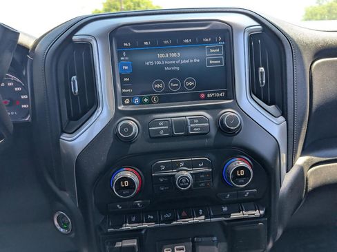 Used 2020 Chevrolet Silverado 2500 LT w/ Convenience Package AWD/4WD image 16