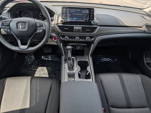 Used 2018 Honda Accord EX image 18
