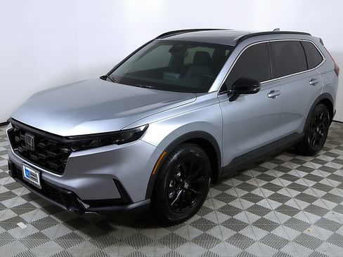 Used 2023 Honda CR-V Sport image 3