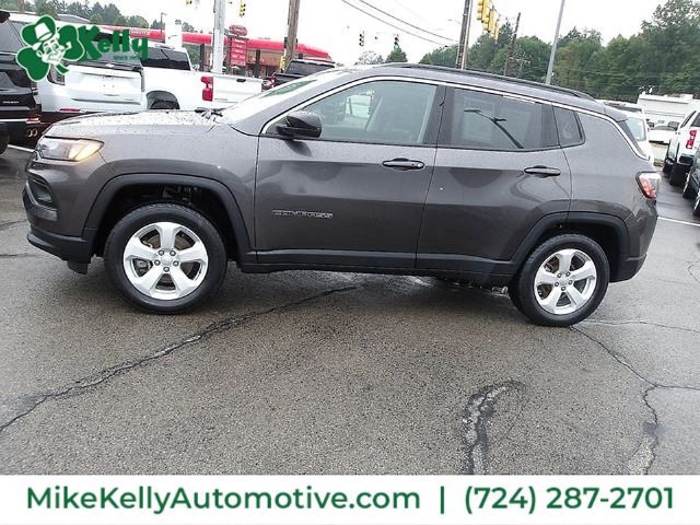Used 2022 Jeep Compass Latitude AWD/4WD image 4