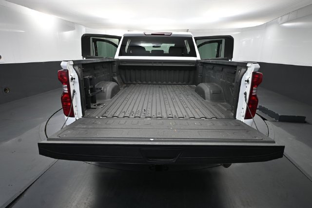 Used 2023 Chevrolet Silverado 3500 LT w/ Convenience Package AWD/4WD image 30
