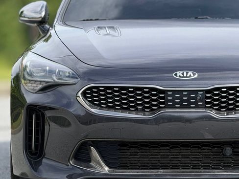 Used 2019 Kia Stinger GT2 AWD/4WD image 14