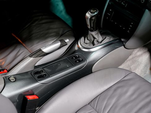 Used 2003 Porsche 911 Carrera 4S AWD/4WD image 30