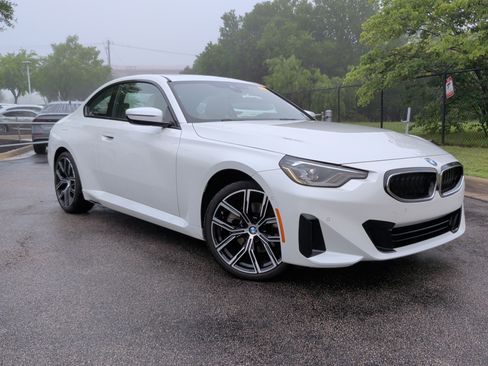 Certified 2024 BMW 230i xDrive Coupe w/ Premium Package image 2