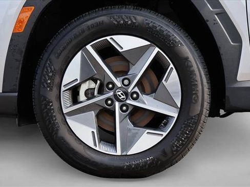 Used 2025 Hyundai Tucson SEL AWD/4WD image 9