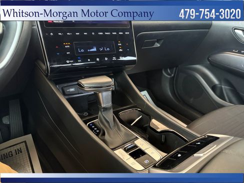 Used 2023 Hyundai Santa Cruz SEL Premium w/ Winter Package AWD/4WD image 28