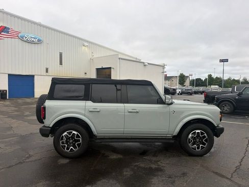 Used 2023 Ford Bronco Outer Banks AWD/4WD image 8