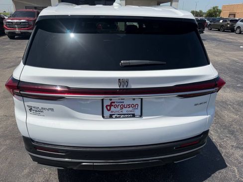Used 2026 Buick Enclave Preferred FWD image 11