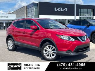 Used 2018 Nissan Rogue Sport SV FWD video 1