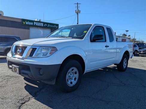 Used 2016 Nissan Frontier S image 9