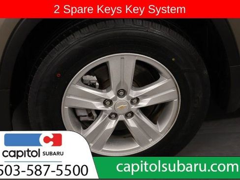 Used 2022 Chevrolet Trax LT w/ LT Convenience Package image 9