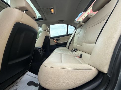 Used 2011 BMW 335i xDrive Sedan image 20