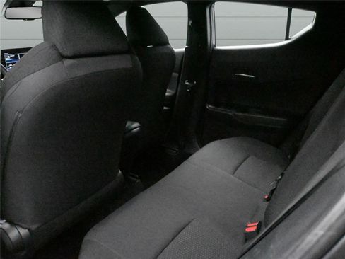 Used 2019 Toyota C-HR LE image 11