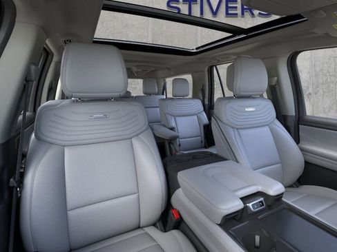 New 2026 Ford Expedition Max Platinum image 10