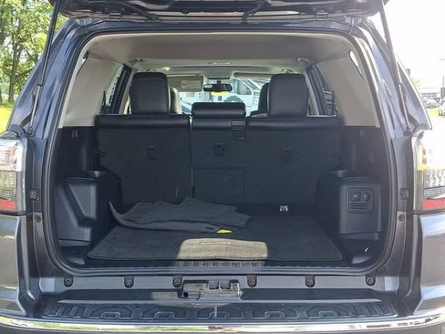 Used 2014 Toyota 4Runner Limited AWD/4WD image 31