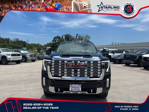Used 2026 GMC Sierra 2500 Denali w/ Denali Reserve Package AWD/4WD image 3