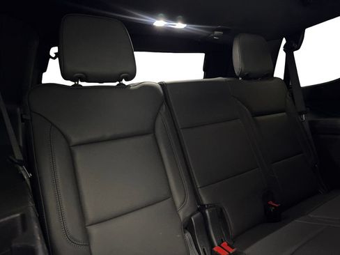 Used 2025 Chevrolet Tahoe LT AWD/4WD image 41