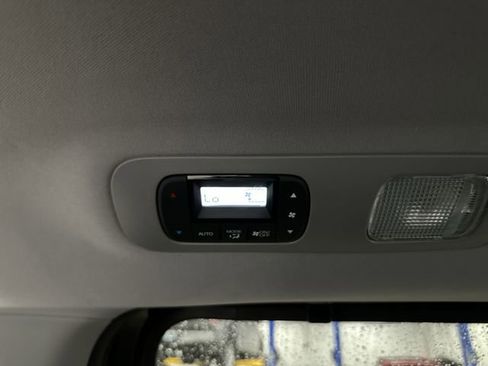 Used 2024 Honda Odyssey Touring image 36