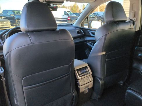 Used 2023 Subaru Ascent Limited image 19