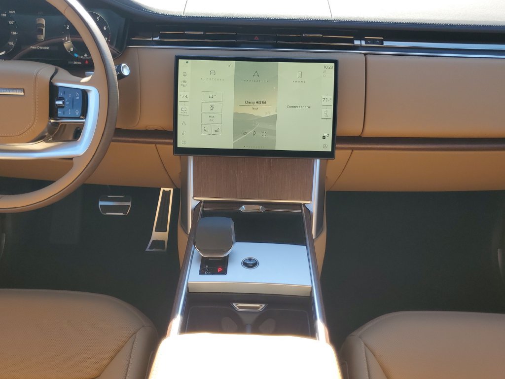 New 2026 Land Rover Range Rover Long Wheelbase SE AWD/4WD image 31