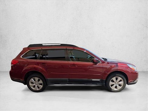 Used 2012 Subaru Outback 2.5i Limited w/ Moonroof Pkg AWD/4WD image 4
