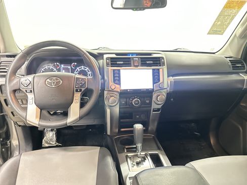 Used 2022 Toyota 4Runner SR5 Premium w/ Moonroof Package image 29