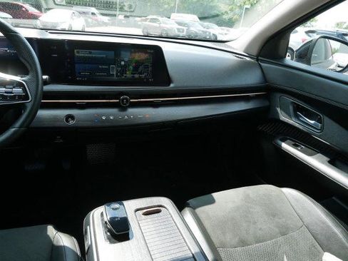 Certified 2023 Nissan Ariya FWD image 15