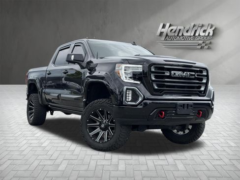 Used 2022 GMC Sierra 1500 AT4 w/ AT4 Preferred Package AWD/4WD image 2