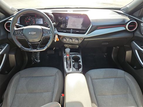 Certified 2024 Chevrolet Trax RS w/ Driver Confidence Package image 19