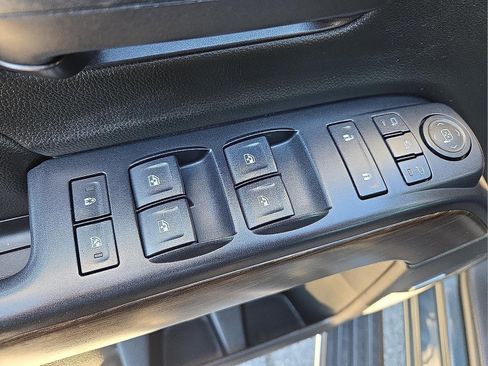 Used 2018 GMC Sierra 1500 Denali image 15