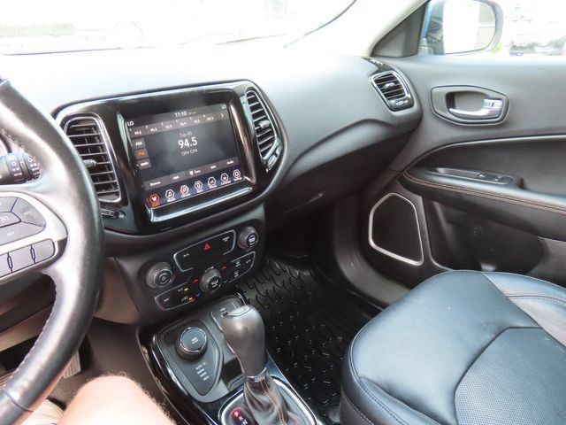 Used 2017 Jeep Compass Limited AWD/4WD image 17